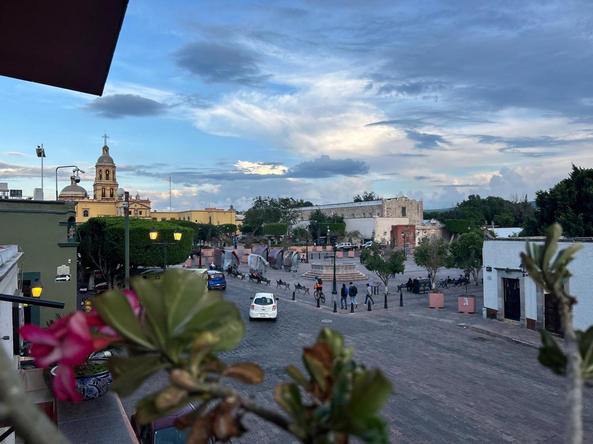 Lolita & Enri, La Mejor Ubicacion Y Vista En El Centro De Queretaro Hotel Екстериор снимка
